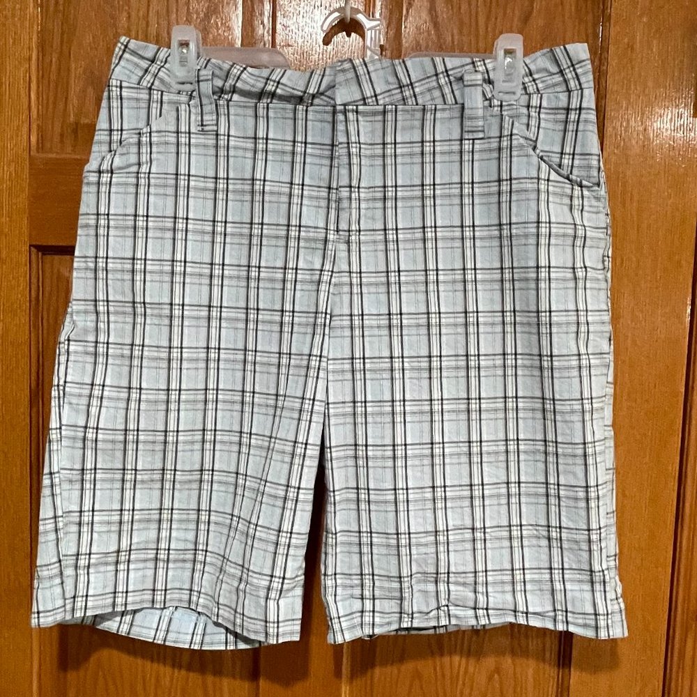 Lee Women’s High Waist Plaid Shorts — White with Black Grid